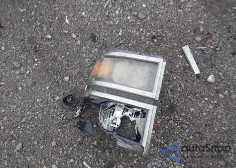 2015 Chevrolet Silverado 1500 1Lt из США, поврежденный, VIN 3GCUKRECXFG284079